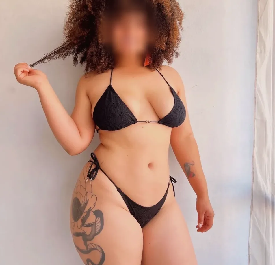 Kira, 30