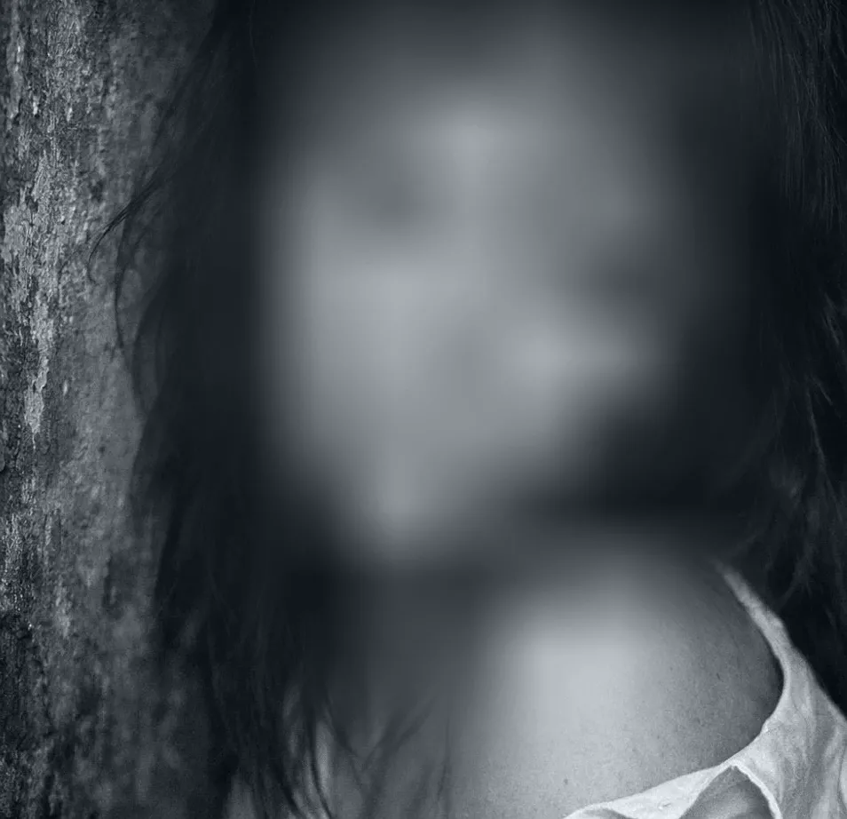 Pauline, 38