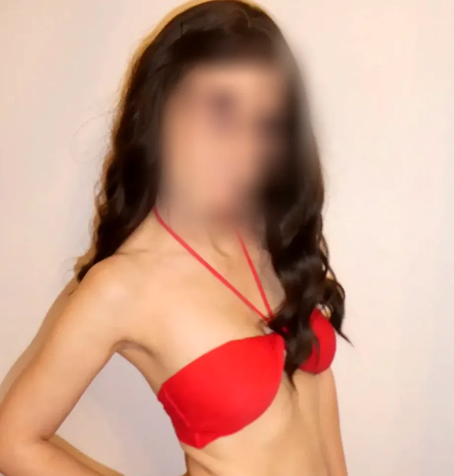 Saskia, 26