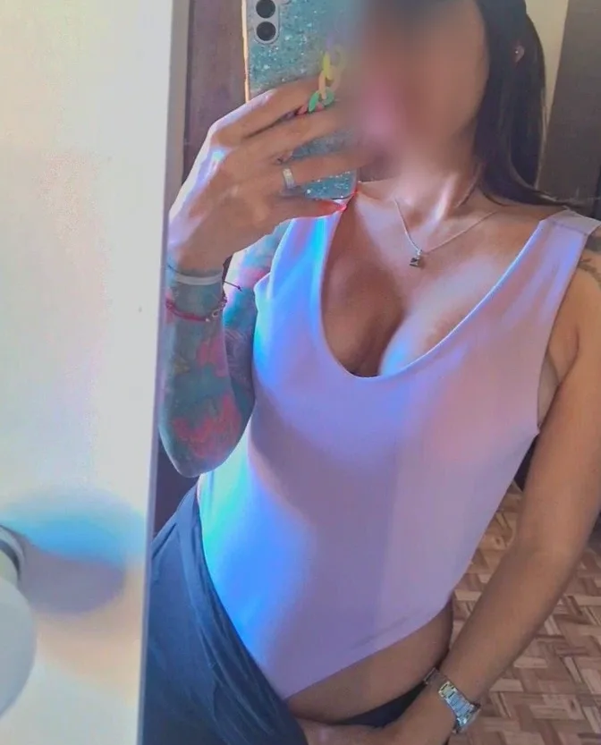 Sina, 37